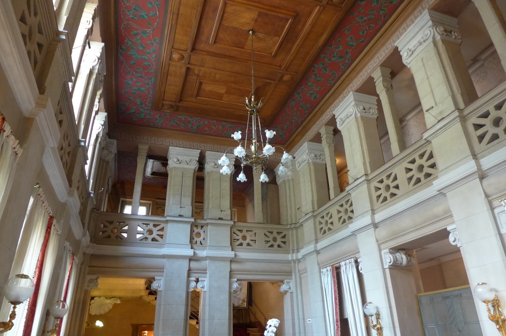Le couloir à colonnades © GP
