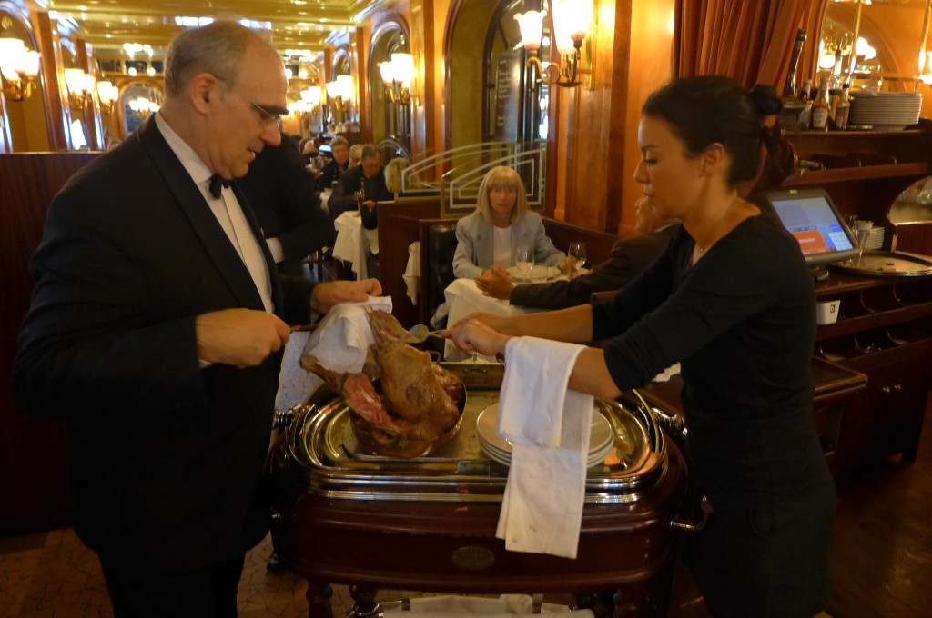 Découpe du gigot © GP