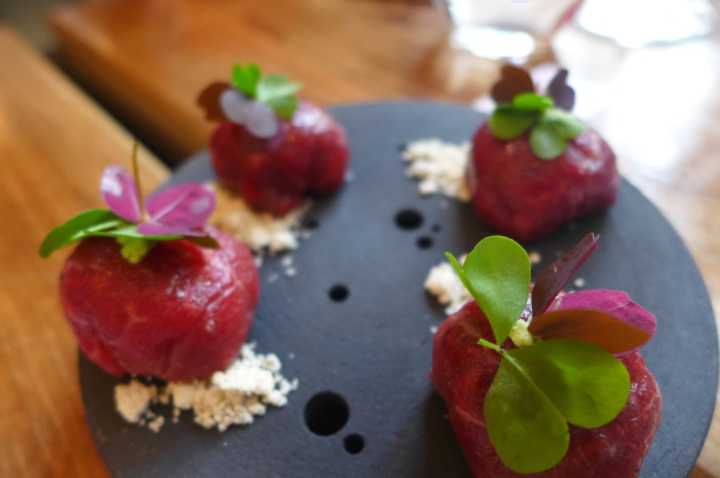 Tartare de boeuf et framboises © GP