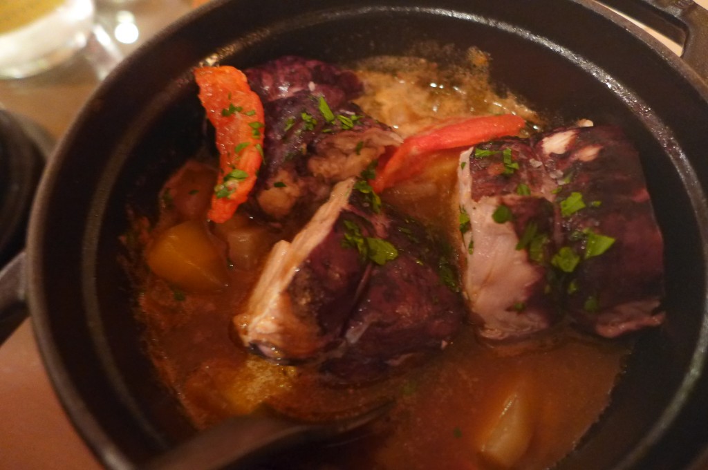 Râble de lapin mariné au vin rouge © GP