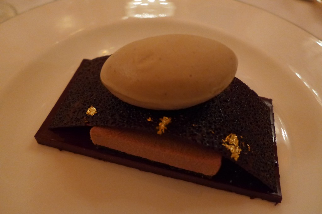 Crème fondante chocolatée, glace au café © GP