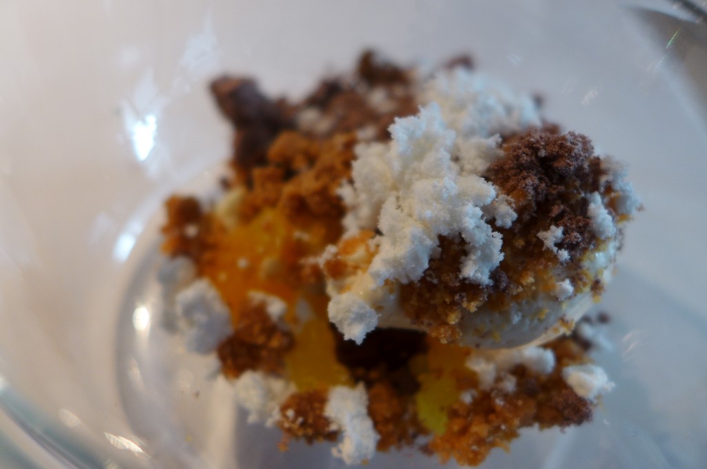 Faux crumble chocolat cacahuète orange © GP