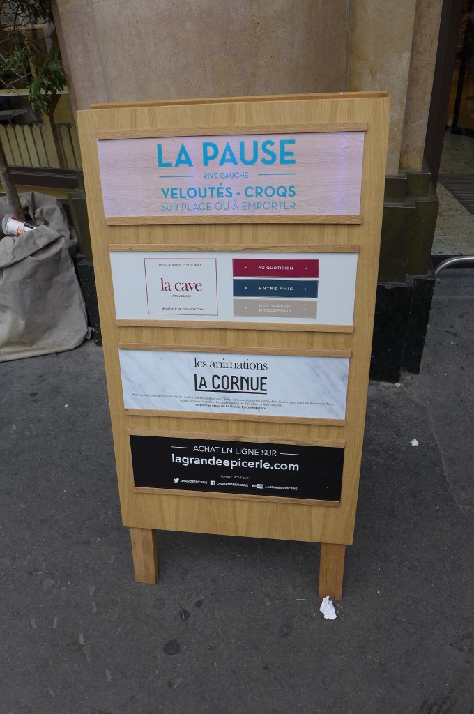 Panneau à l'entrée © GP
