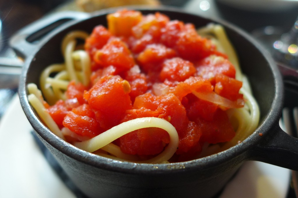 Linguine à la tomate © GP