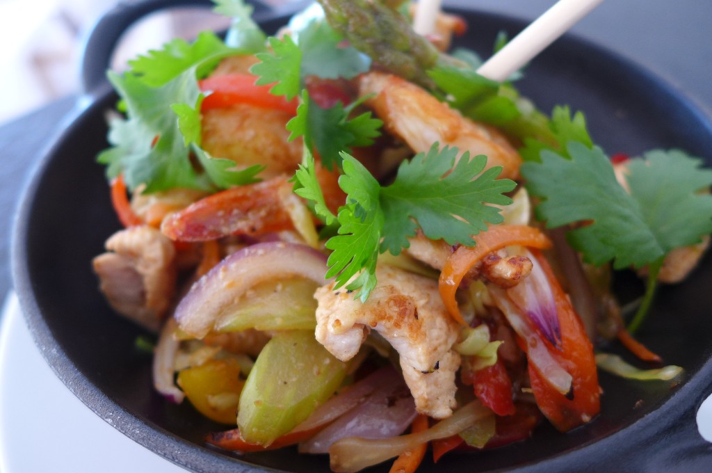 Wok de légumes et gambas © GP