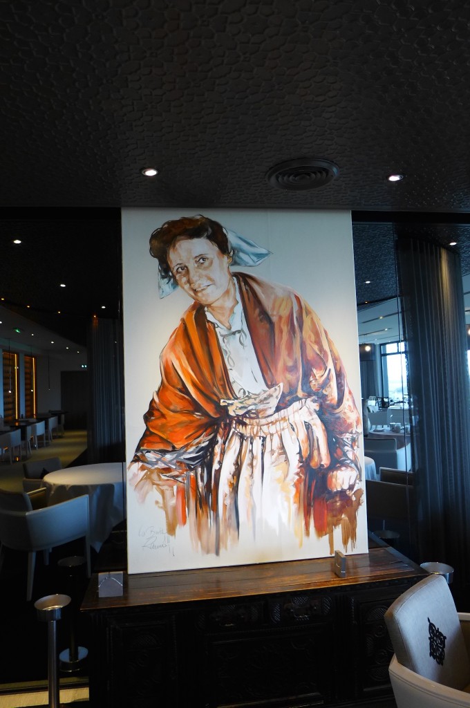 Sous l'oeil de Jeanne-Yvonne Becam © GP