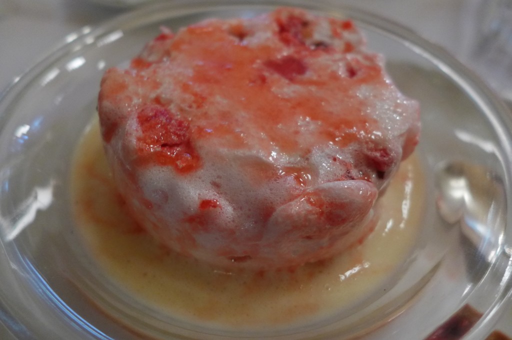 Ile flottante aux pralines roses © GP
