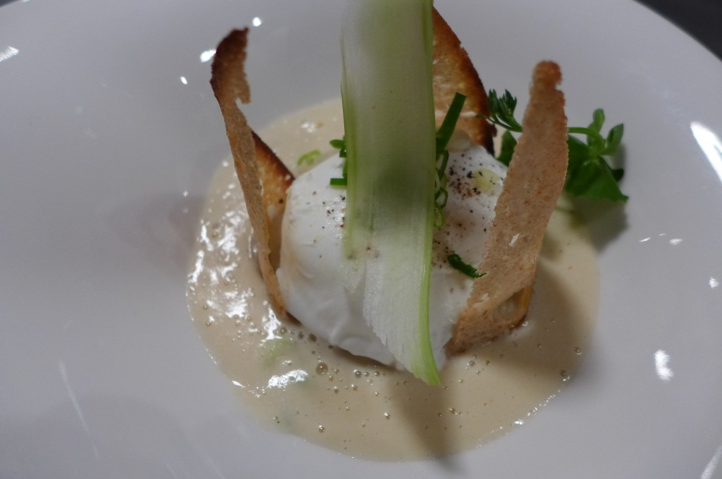 Oeuf poché, velouté de panais © GP