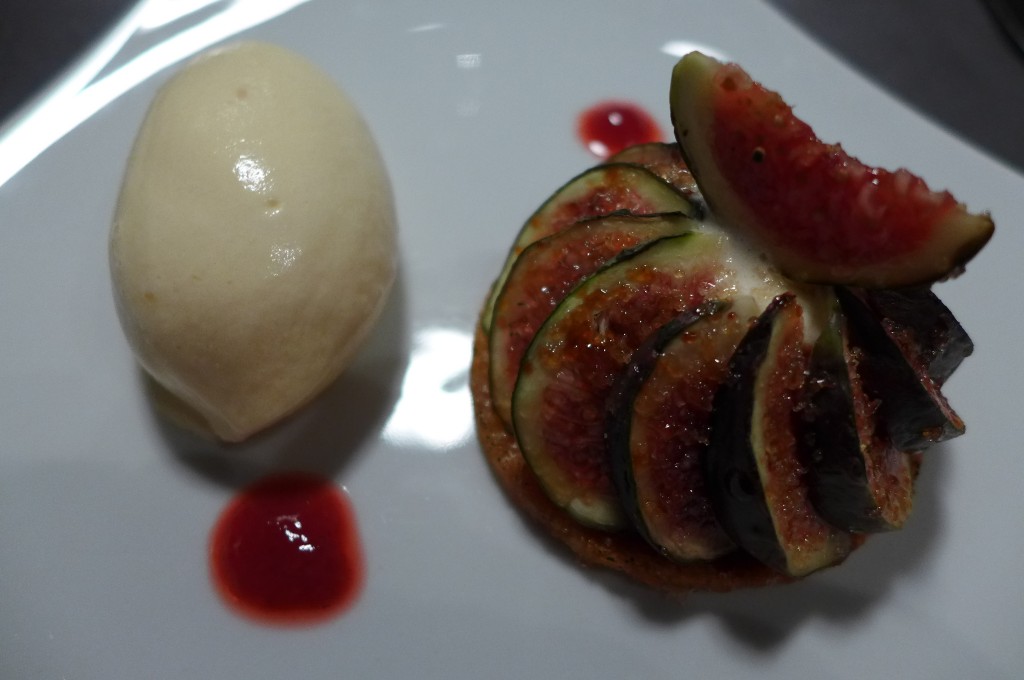 Figues et glace au foin © GP
