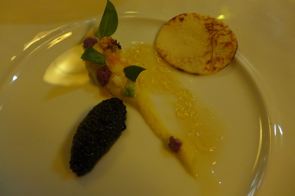 Caviar, choux fleur, safran © GP