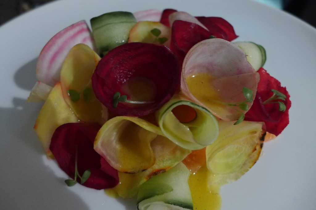 Saumon mariné aux légumes croquants © GP
