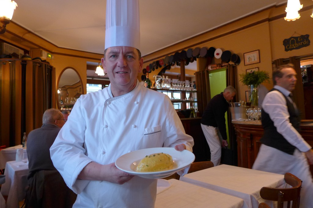 Le chef Hubert Aviles et la quenelle © GP