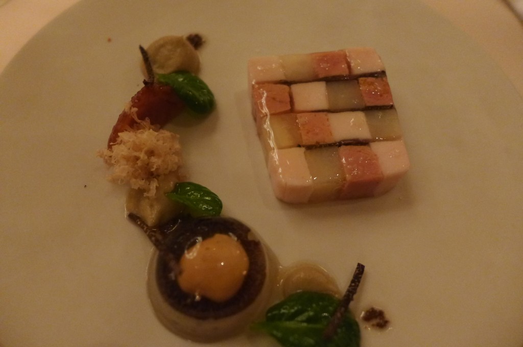 Mosaïque de foie gras, céleri et poularde © GP