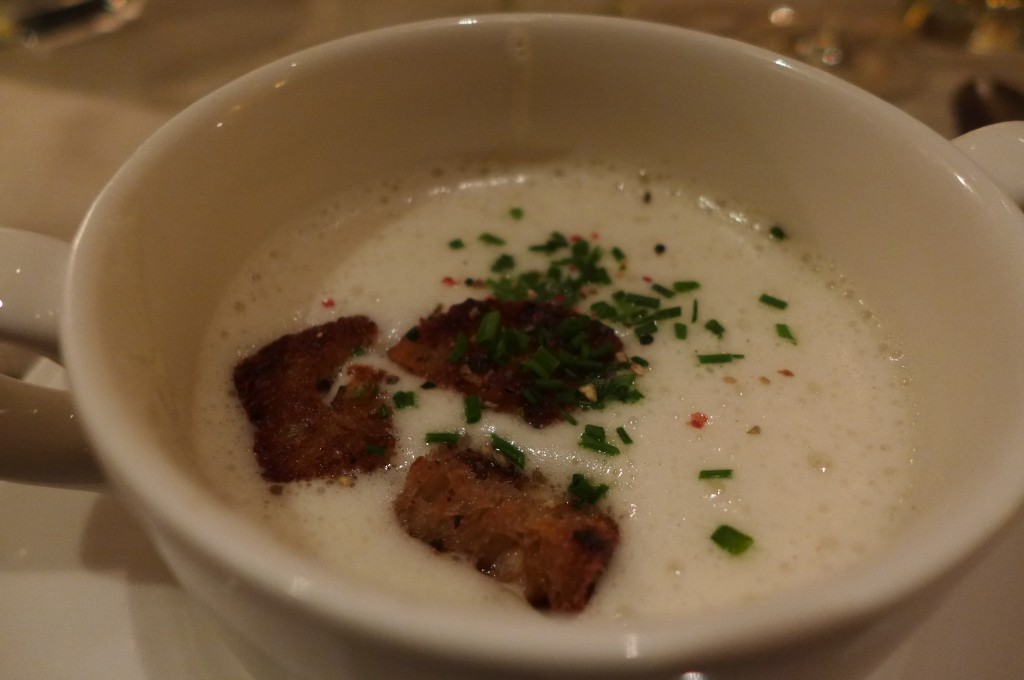 Soupe au fromage gris © GP