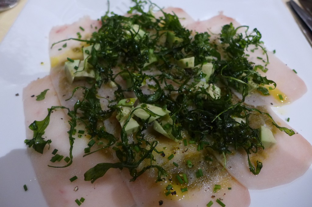 Carpaccio d'espadon aux herbes © GP