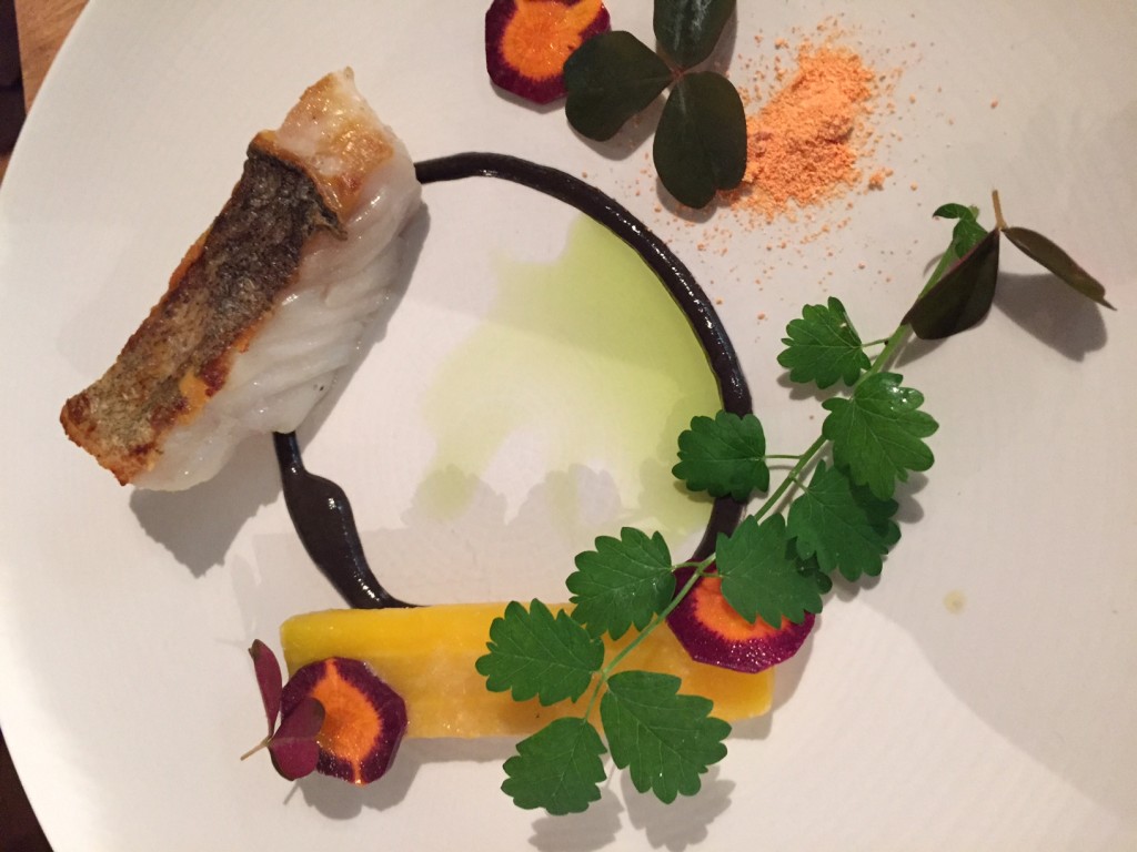 Lieu jaune, carottes, miso © DR