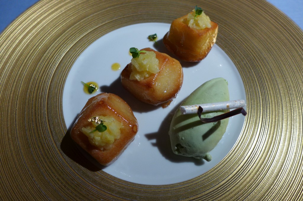 Babas et sorbet matcha © GP