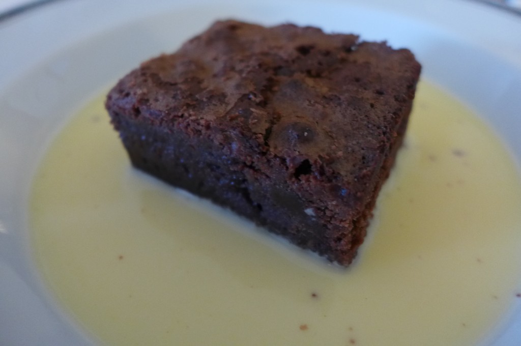 Brownie et crème anglaise © GP