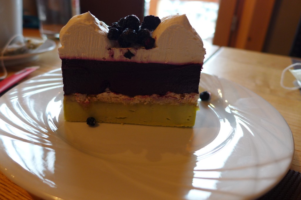 Vacherin pistache-myrtille  GP