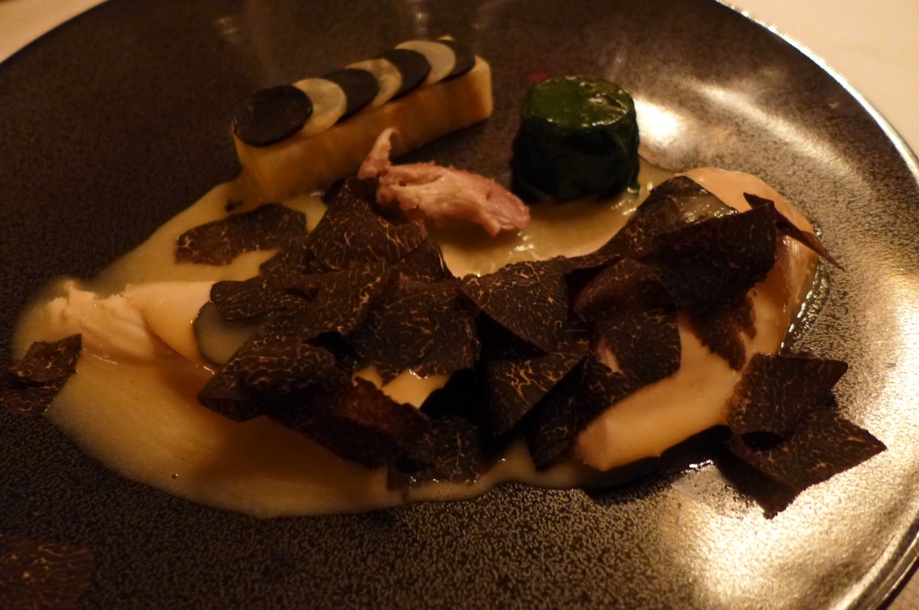Poularde de Bresse, truffe, Château Chalon © GP