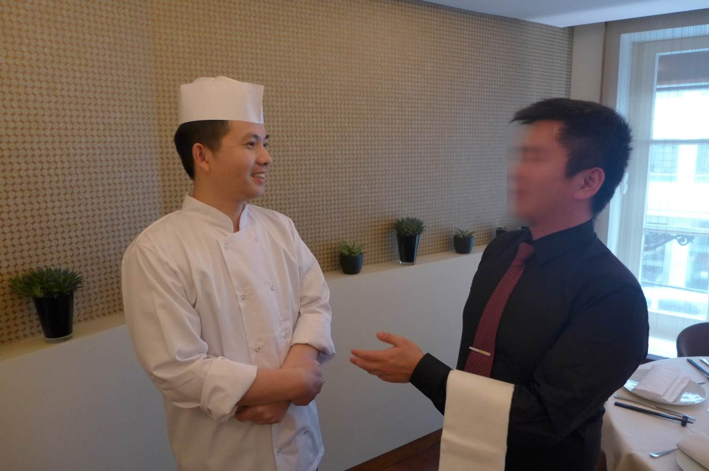 Le chef en salle © GP