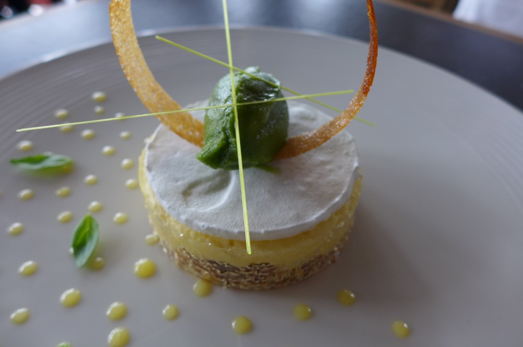 Tarte au citron, sorbet basilic © GP