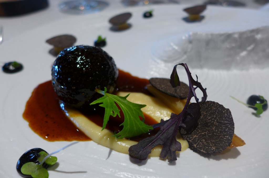 Ris de veau en croûte de truffe © GP