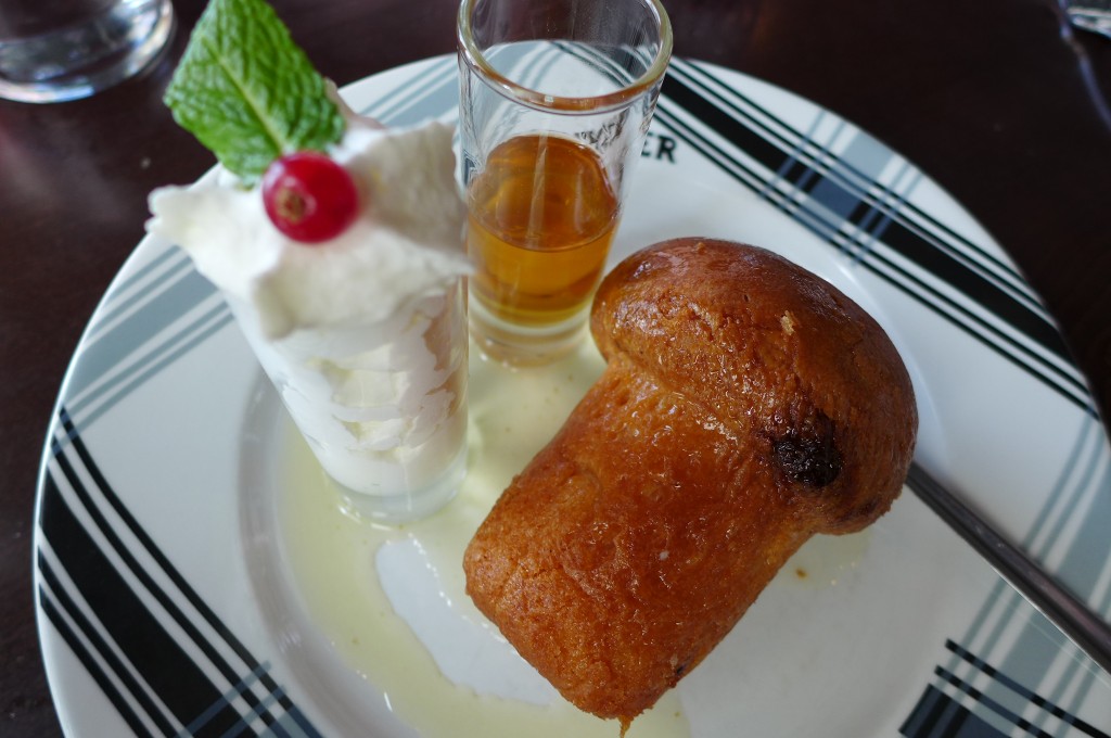 Baba au rhum © GP