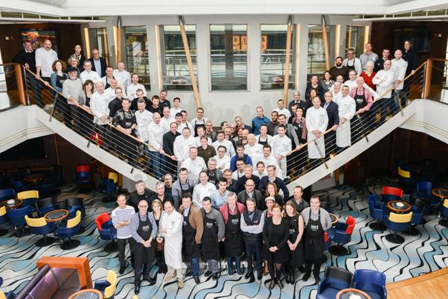 Les chefs et les producteurs réunis © DR