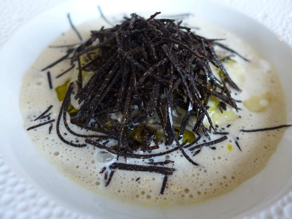 Ravioles de foie gras aux truffes © GP