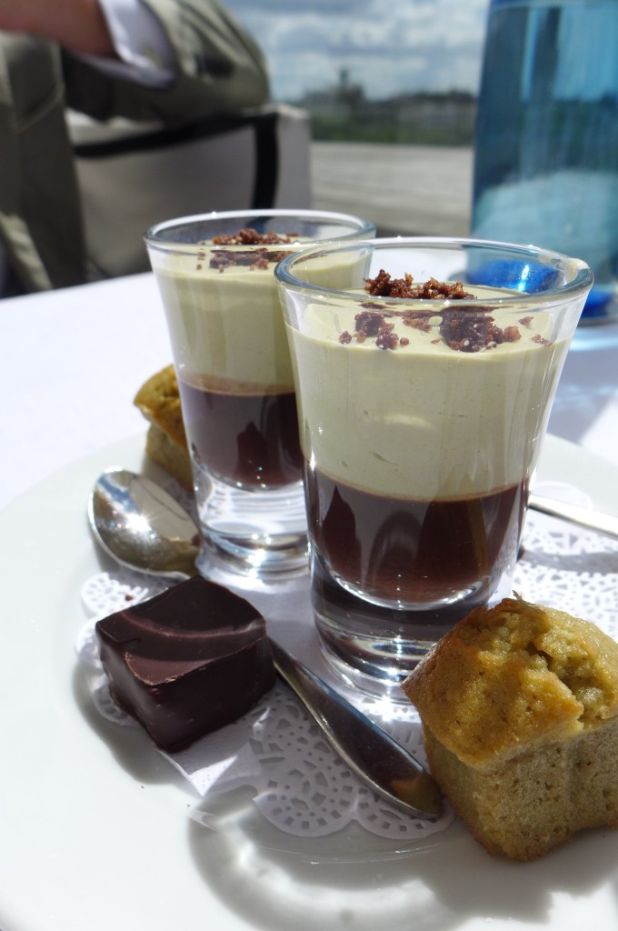 Mousse chocolat, pistache © GP