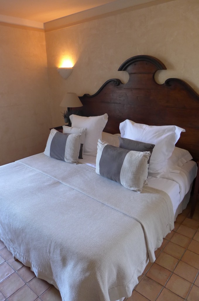 Une chambre à la Bastide © GP