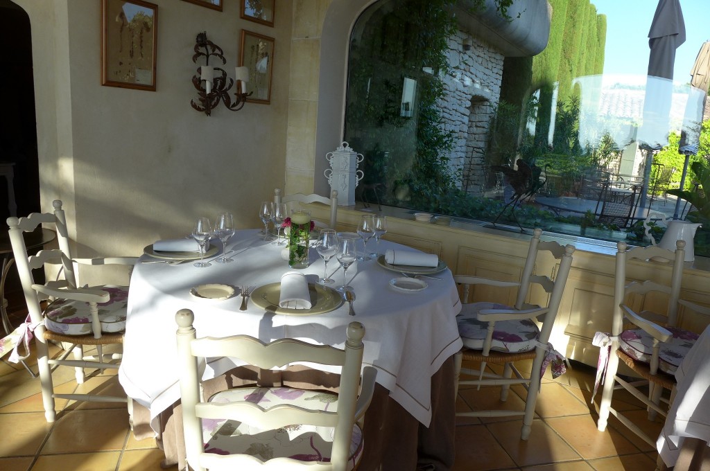 Une table © GP