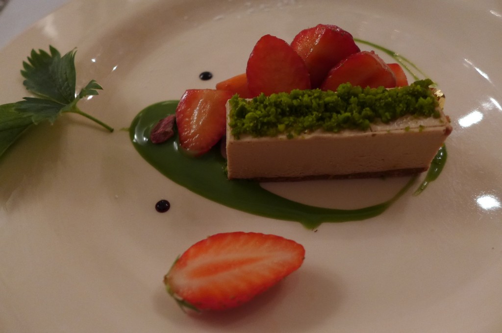 Fraises et mousse glacée au café © GP