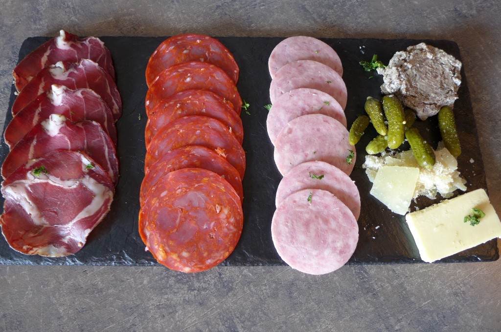 Planche de charcuteries © GP