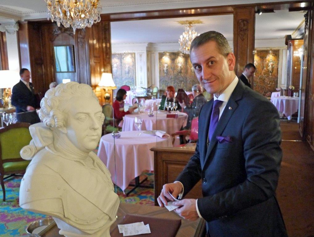 Le service d'Olivier Novelli © AA