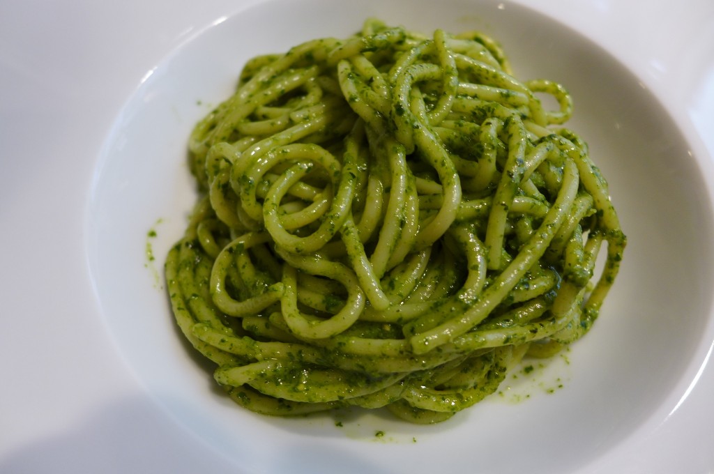 Spaghetti au pesto genovese © GP