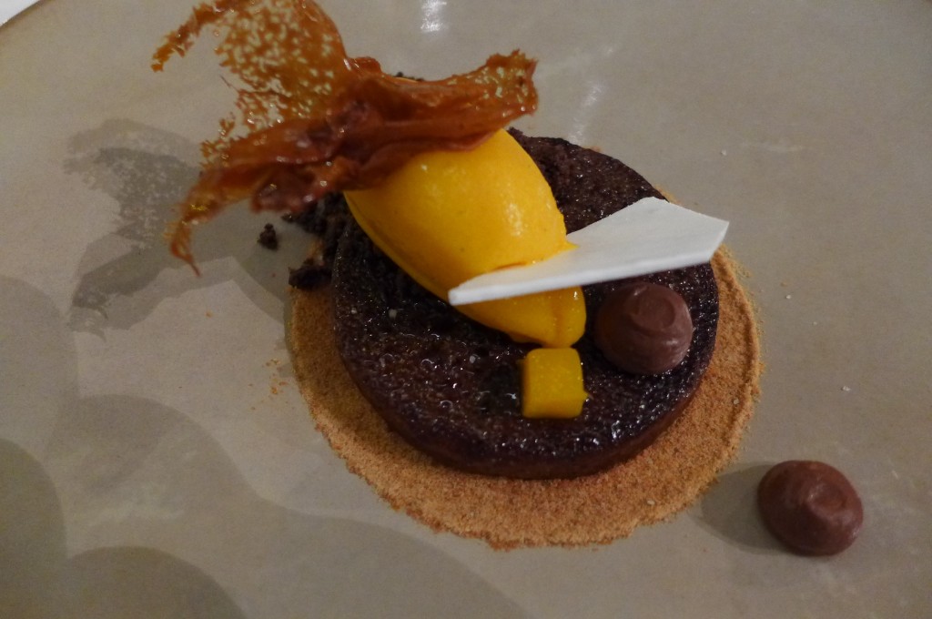 Crème brûlée choco-mango © GP