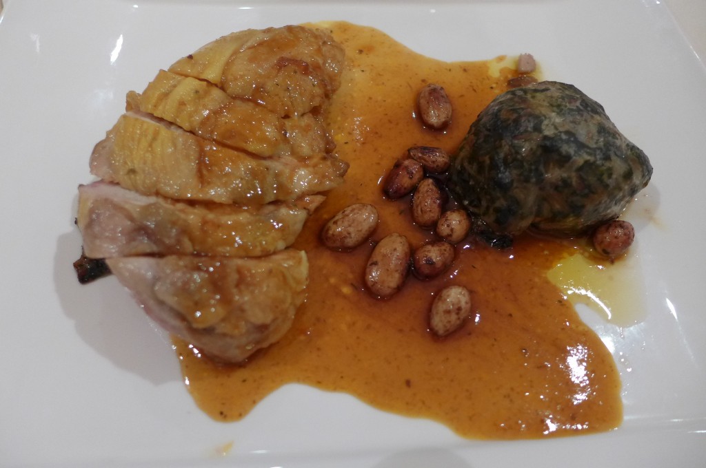 Pintadeau de la Drôme aux amandes et caillette © GP
