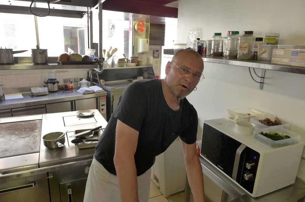 Franck Pelleau en cuisine © GP