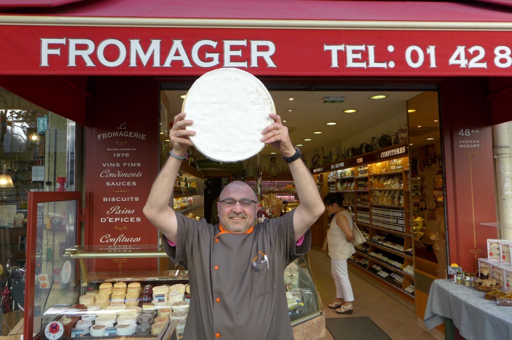 Frédéric Maupu et le brie de Meaux © GP
