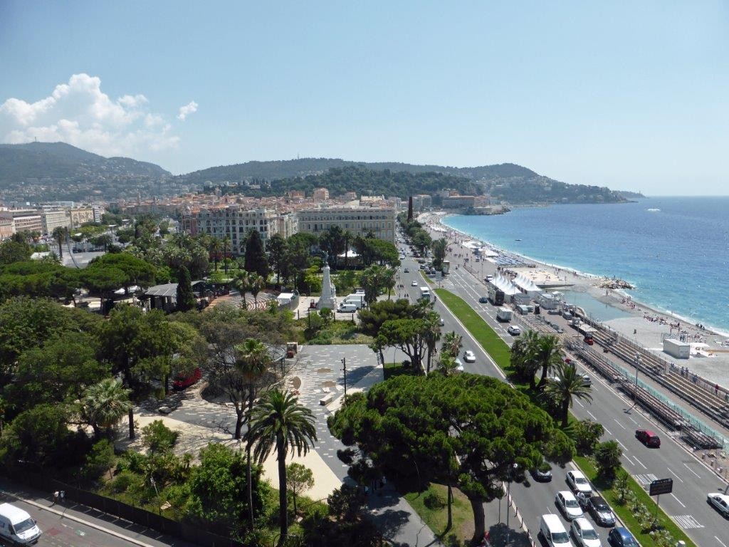 Vue de la terrasse ©  AA
