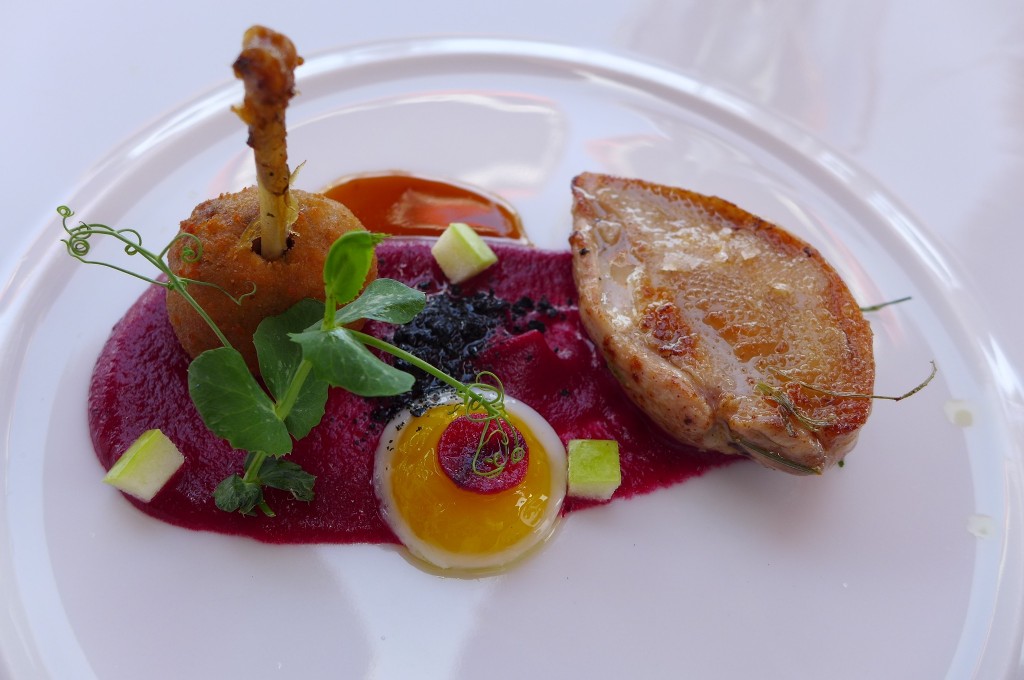 Caille poêlée et cromesquis © GP