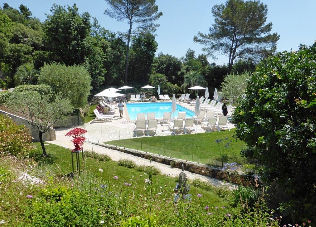 La piscine © AA