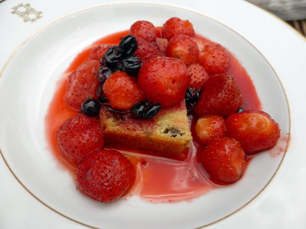 Sauté de fraises au miel © AA
