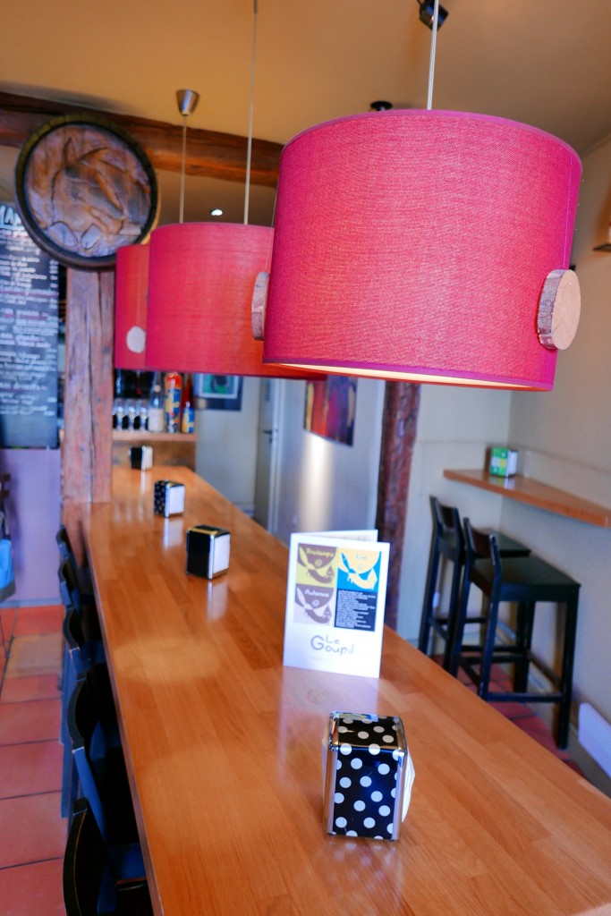 Une table © GP