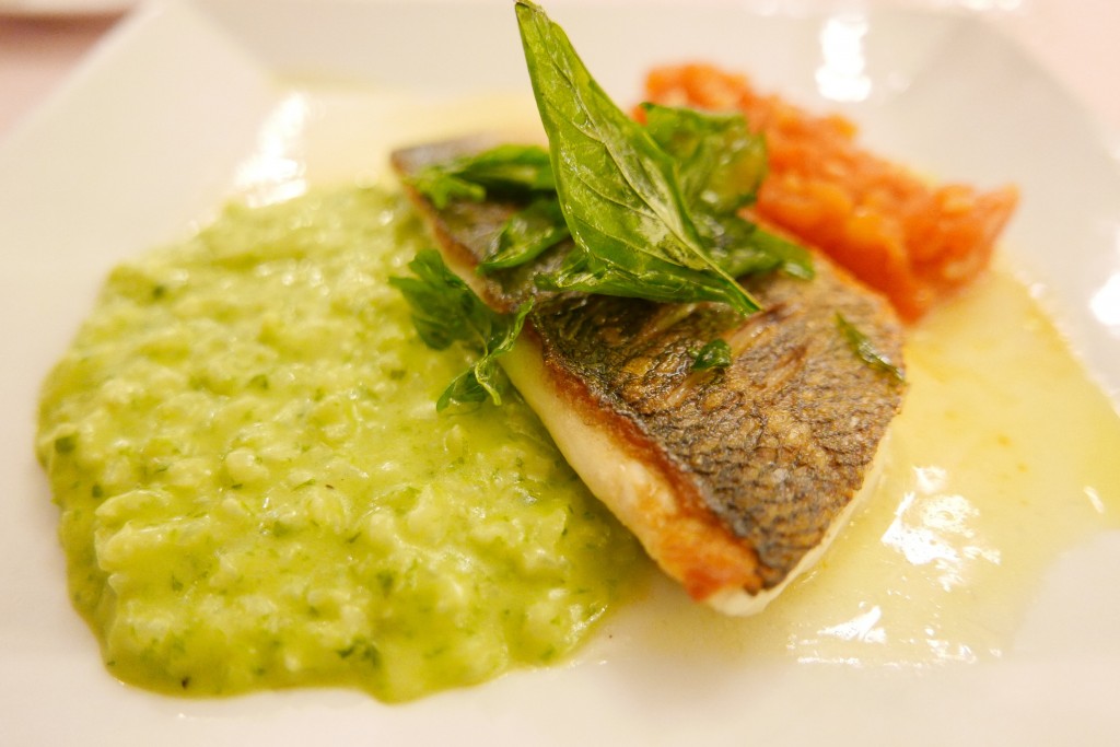 Risotto à l'ail des ours et dorade © GP
