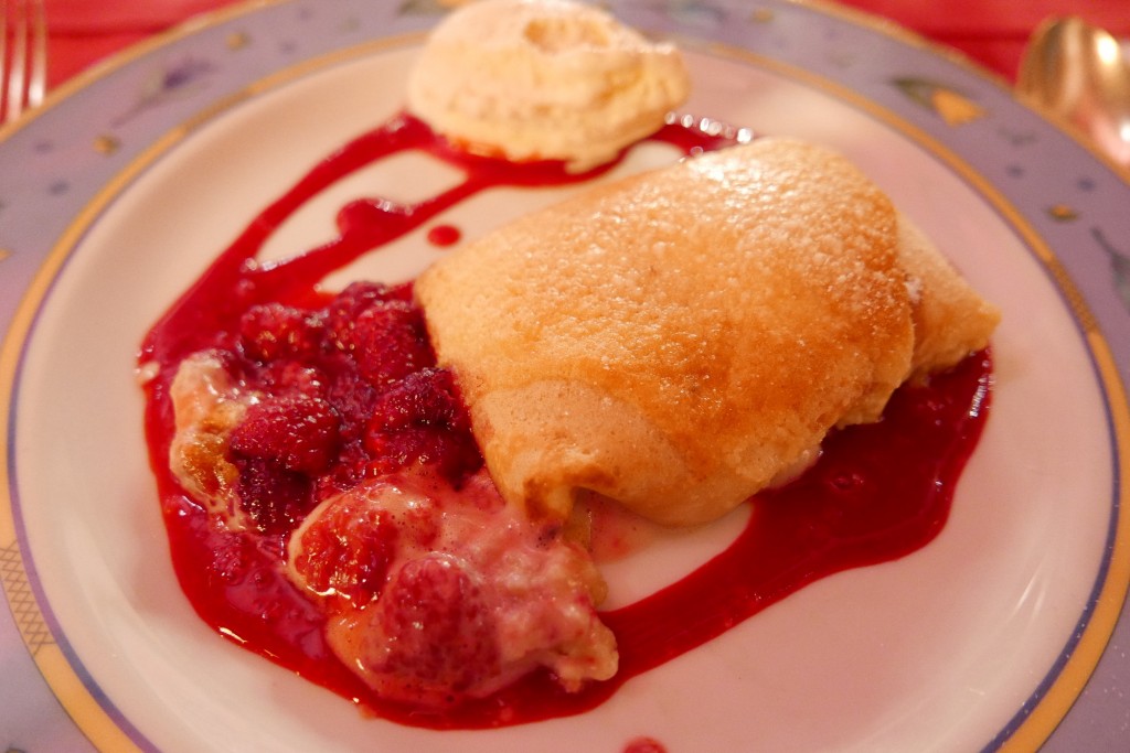 Crêpes soufflées aux framboises © GP