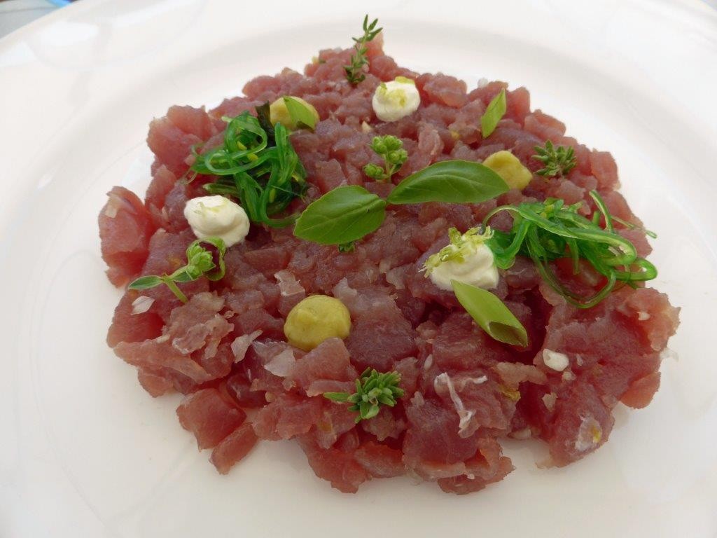 Tartare de thon © AA