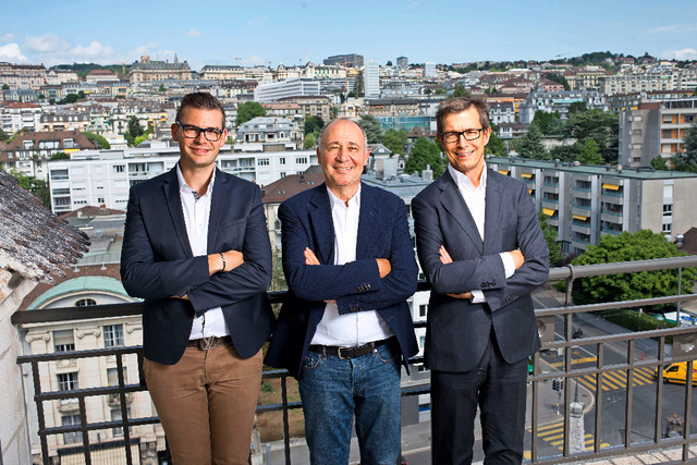 Marc Haeberlin entre Julien Krauss et le directeur Alain Kropf © 24 Heures
